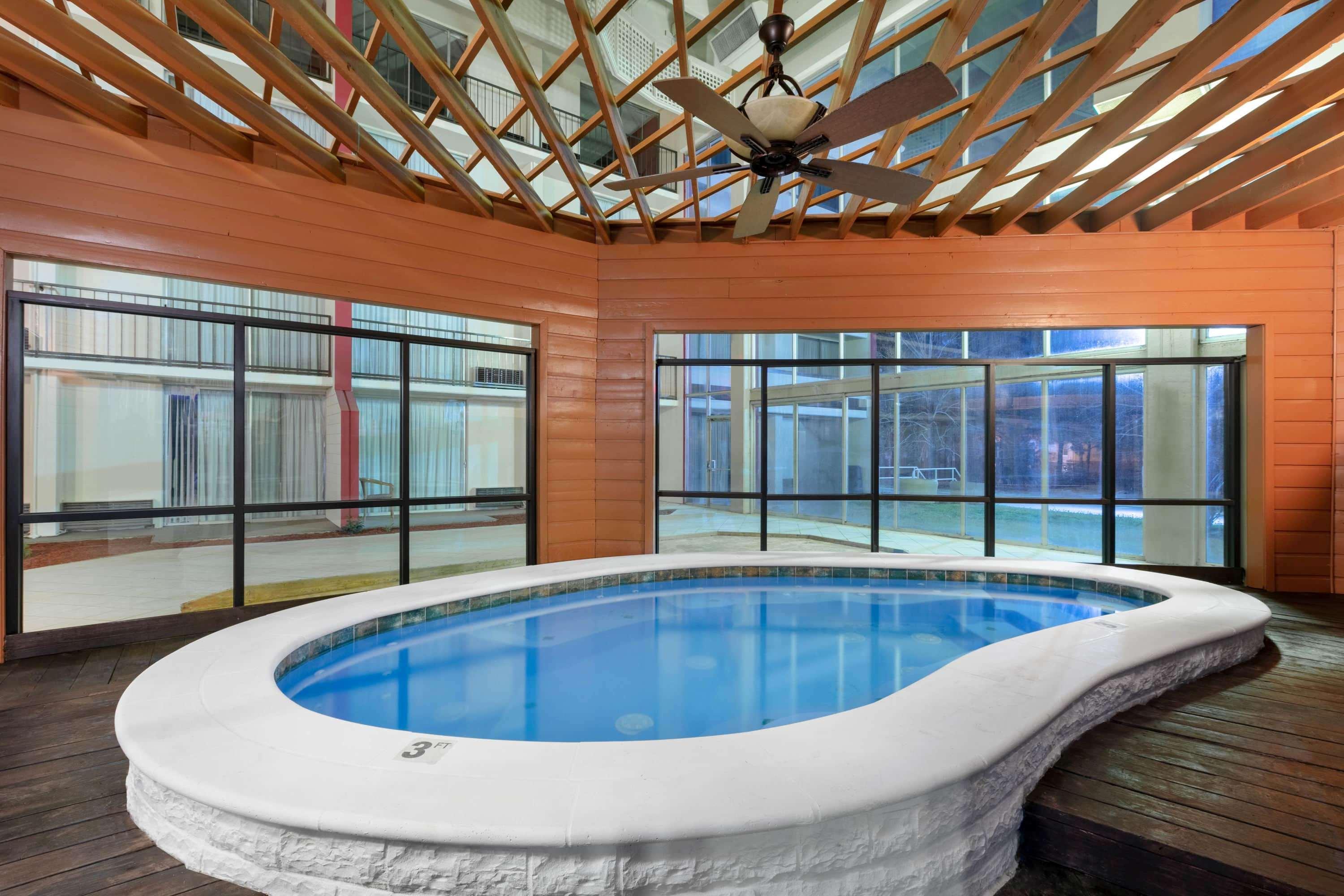 Travelodge By Wyndham Texarkana Ar Exterior photo
